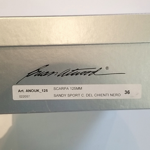 Brian Atwood NIB Platform Boots Black Lug Sole 36 - Picture 8 of 8